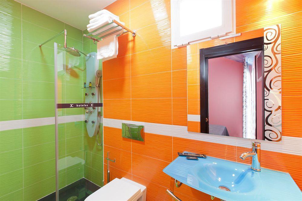 Jc Rooms Santo Domingo Madrid Kültér fotó